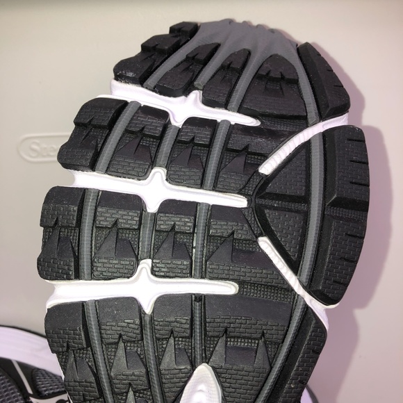 ๐2xHP๐ NWOT SAUCONY Grid Ignition 4 Sneakers Walking Running Training Mens 9.5 - Picture 11 of 16